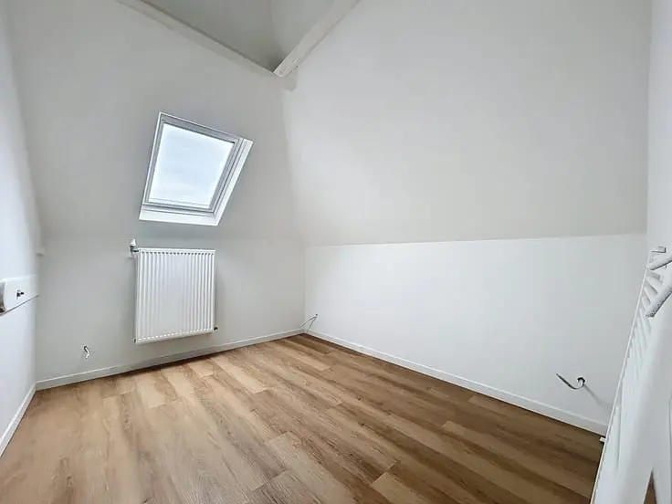 b5a0ee3d0249ea2a399408387cdd3b83 (1).webp